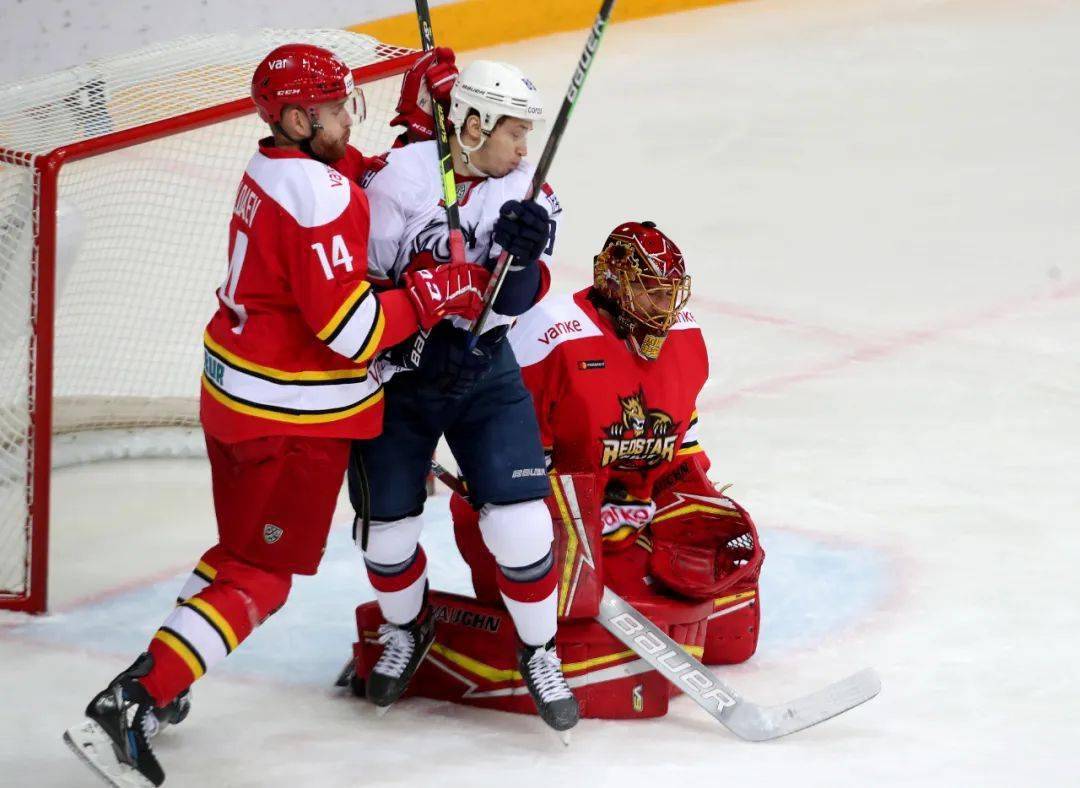 米兰体育-加时末段突围战来临，浙江队围绕社区盾单刀错失，压力陡增，赛程密集仍需轮换的简单介绍